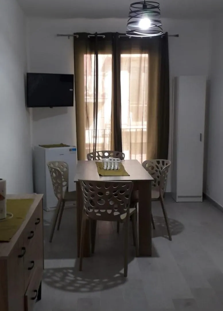 Nahar Home Naro 0*,