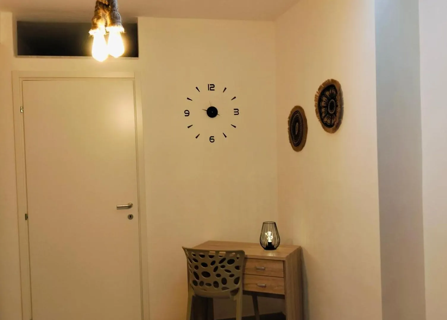 Nahar Home Naro 0*,