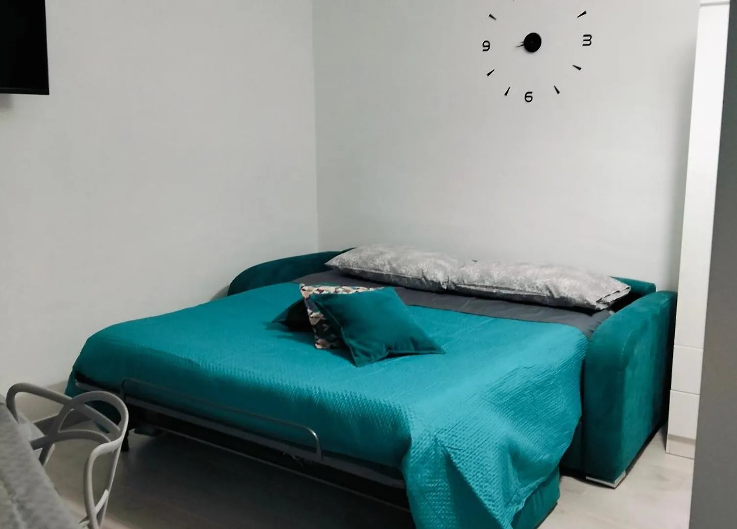 Nahar Home Naro Apartment